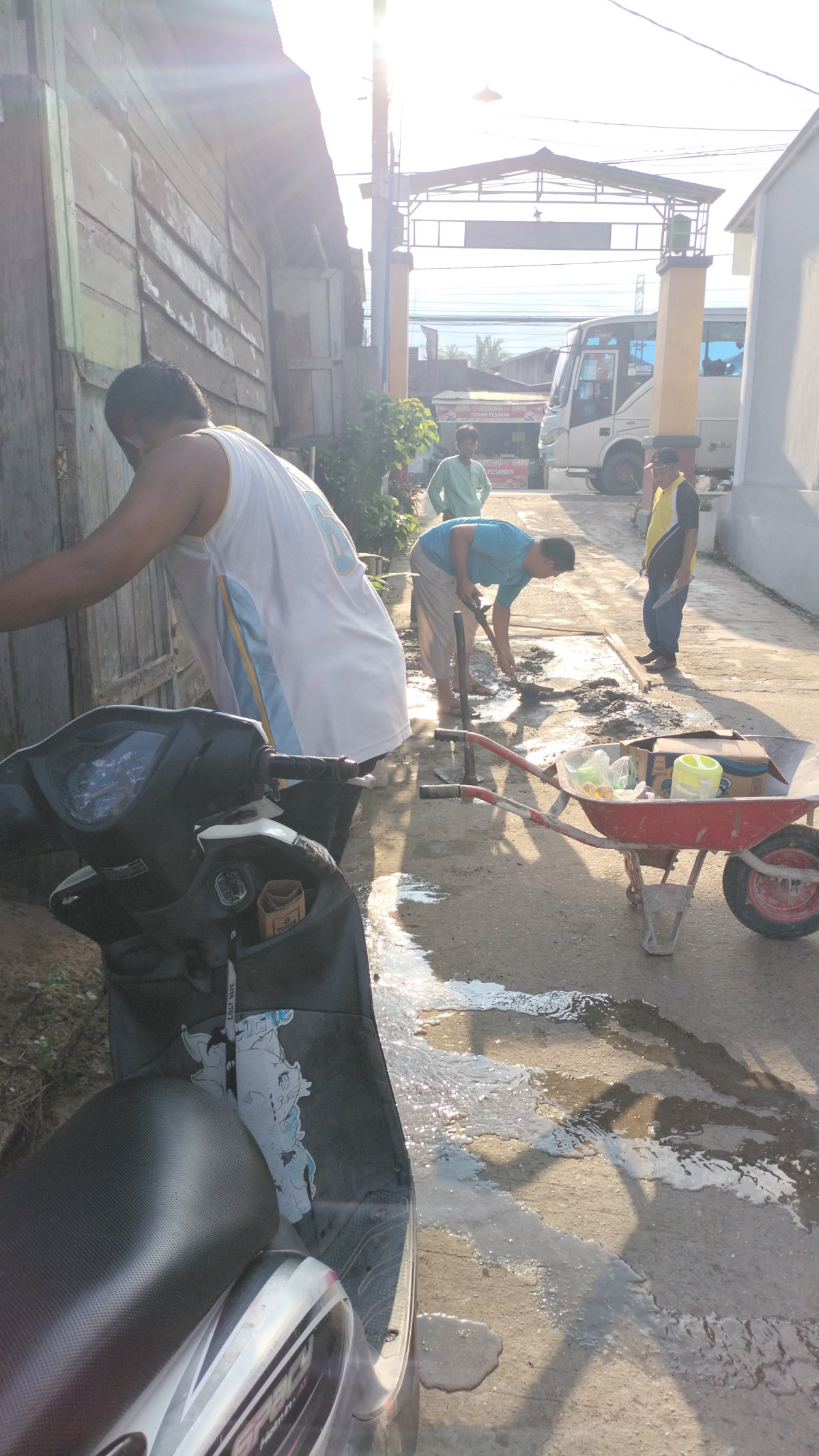 Gotong royong