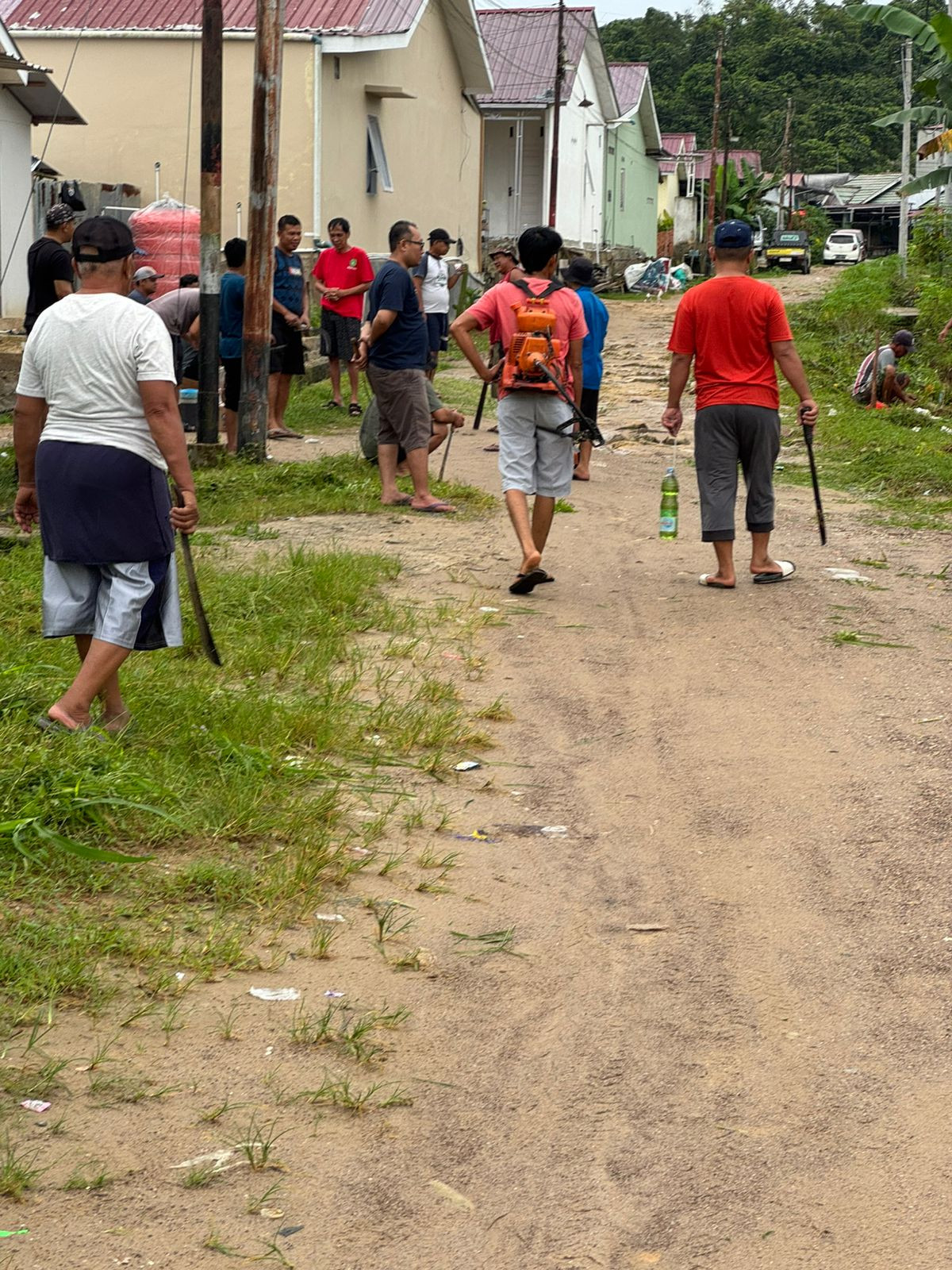 Kerja bakti rutin bulanan