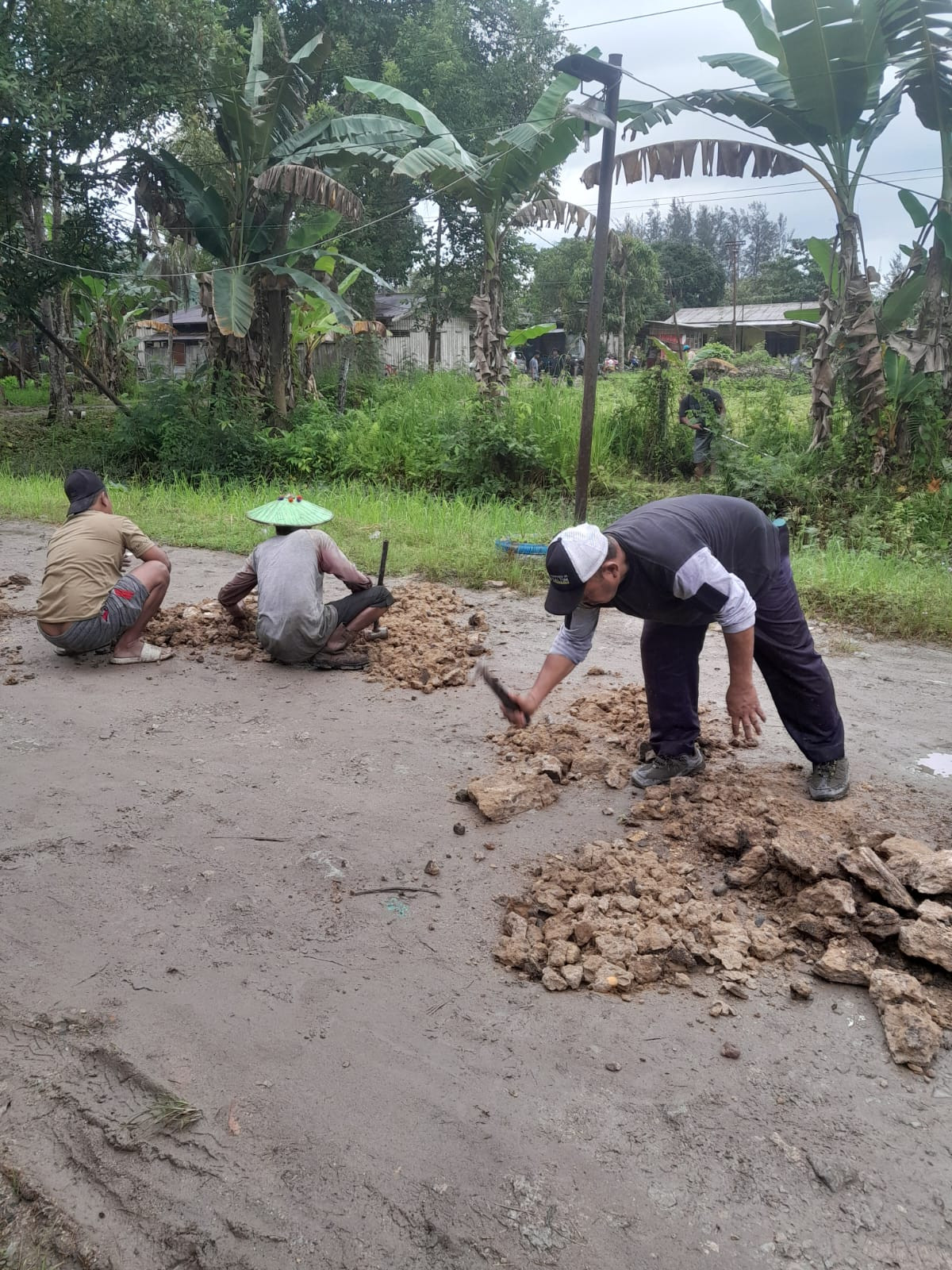 Kerja Bakti RT003 Sengkotek