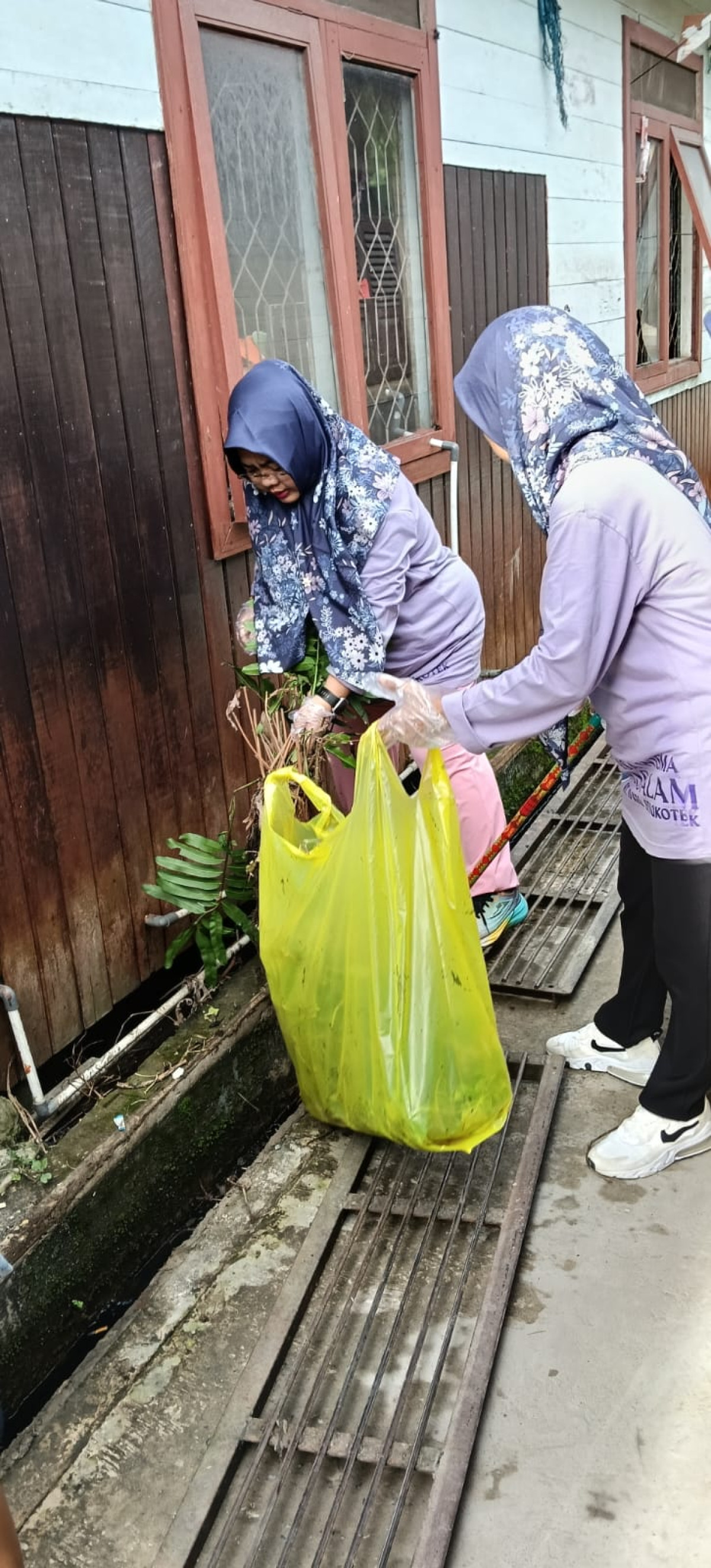 Gotong royong