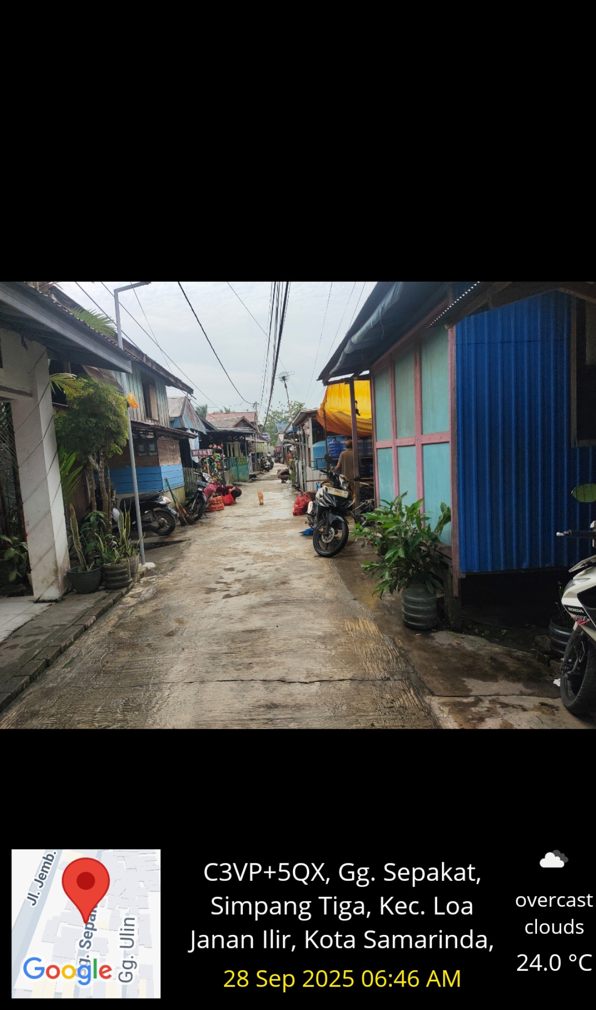 Kerja bakti warga RT 11