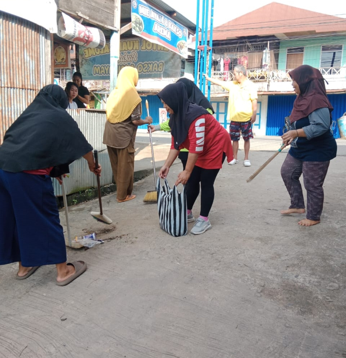 Kerja bakti RT.12