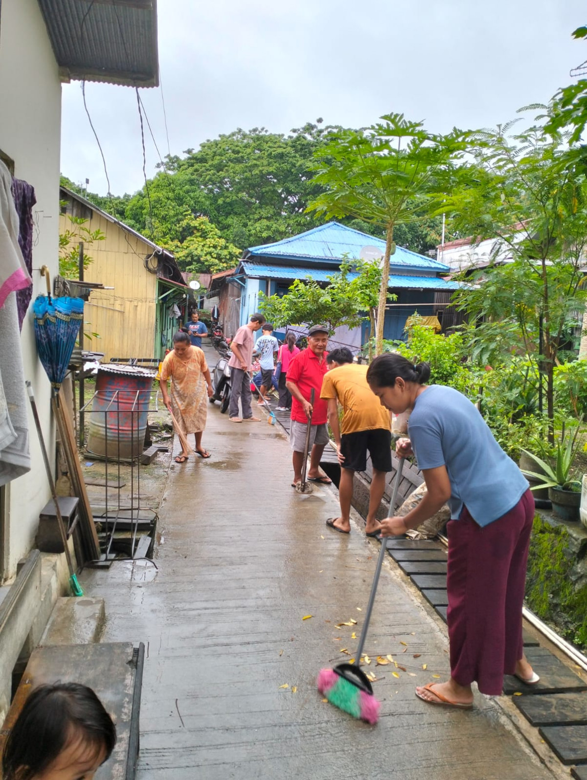 Kerja bakti gg.hadist rt 14