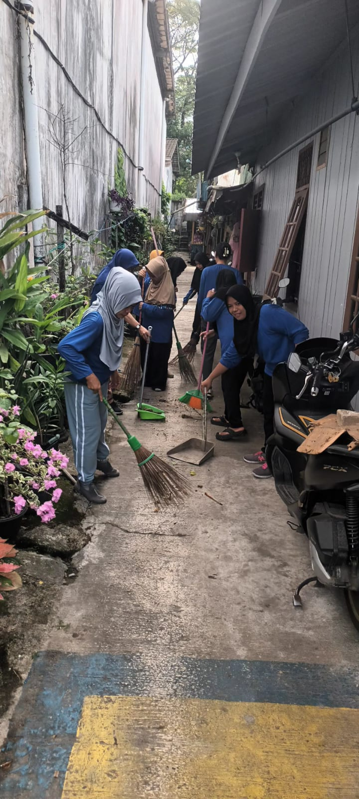 Kegiatan ibu ibu Dawis RT 14