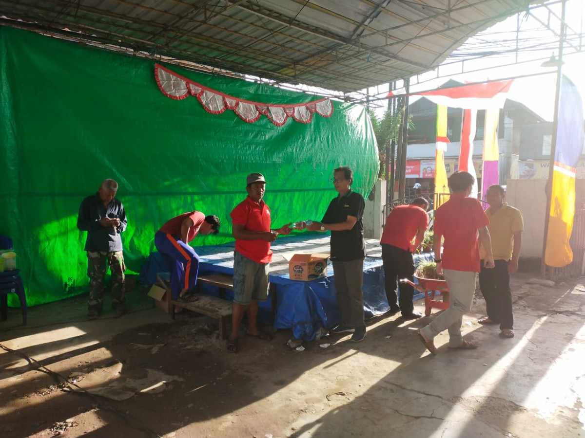 Kerja bakti persiapan lomba dalam rangka memperingati HUT RI ke 79