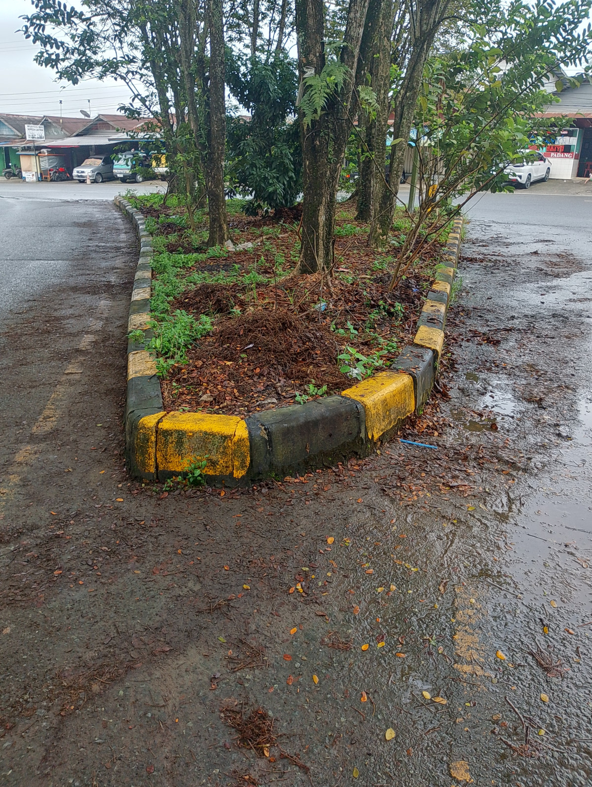 Gotong royong RT 17 kelurahan Sengkotek