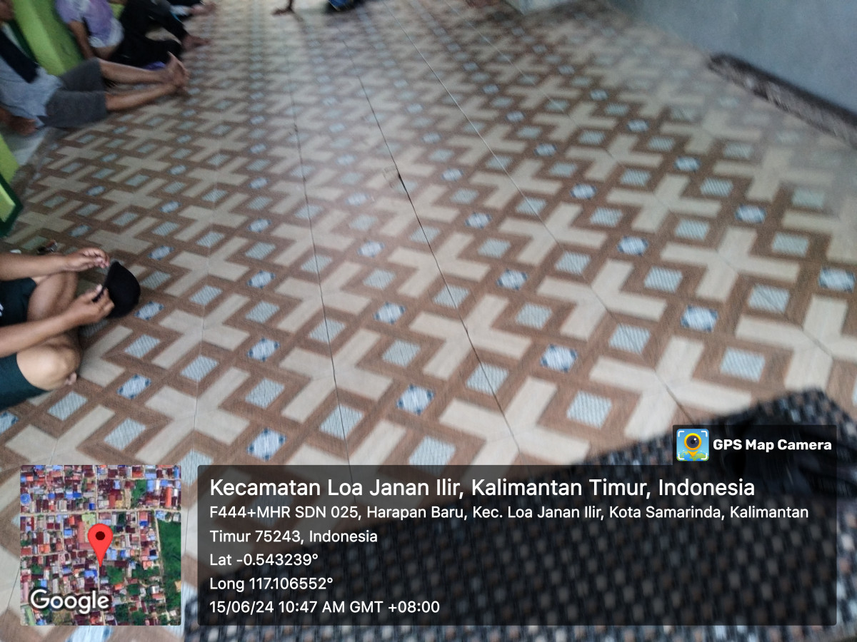 kerja bakti di Langgar Al Hidayah