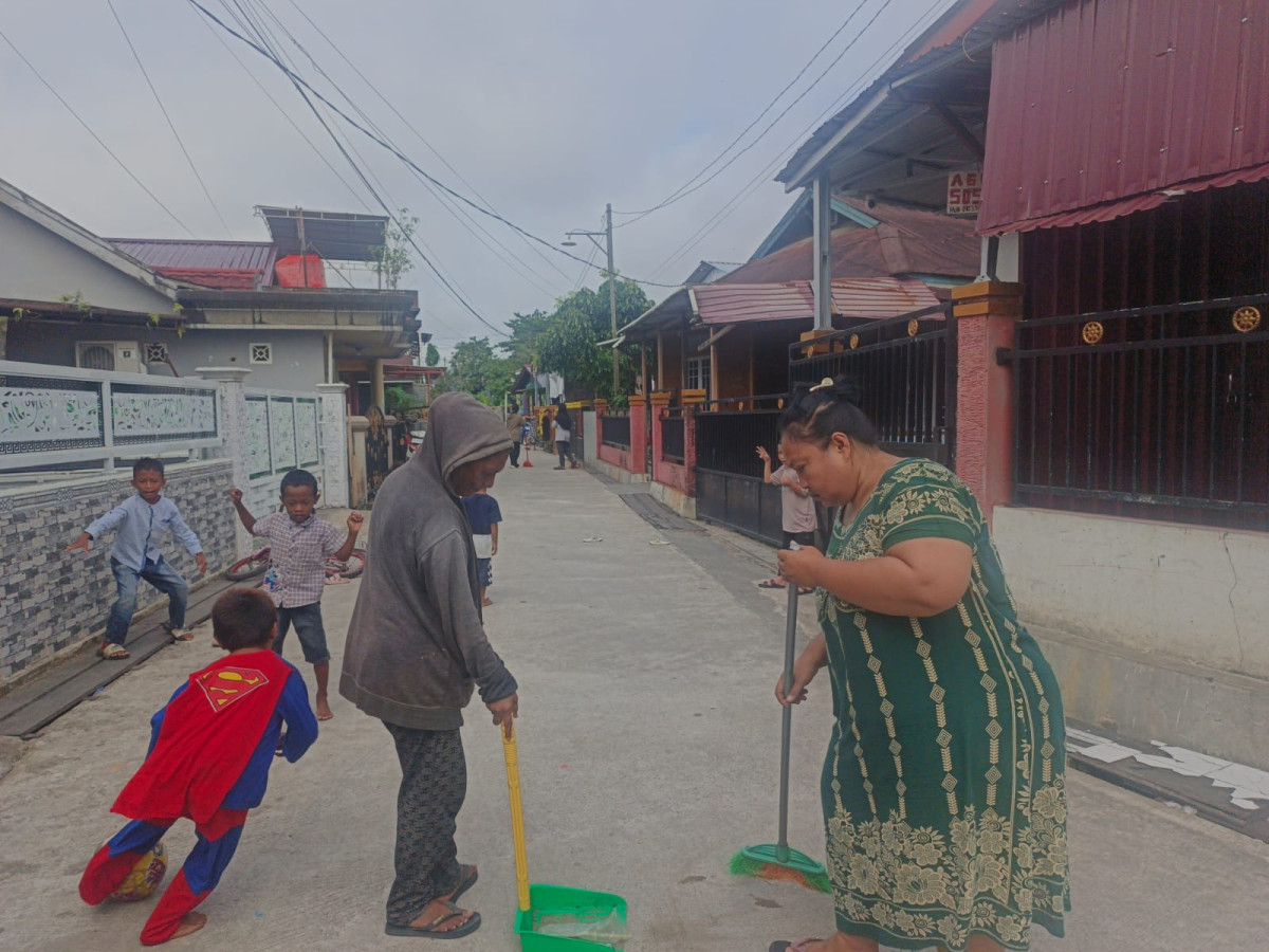 Gotong royong gang Rahmat jaya 2